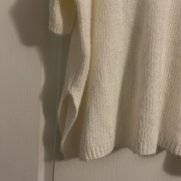 Hippie Rose Ivory Sweater - Picture 3 of 4